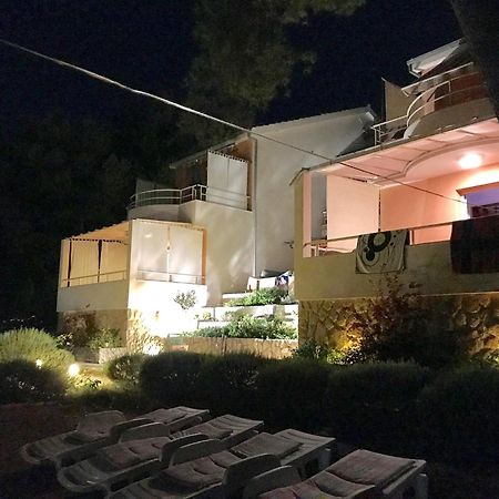 Apartments Nautic Zavala Εξωτερικό φωτογραφία