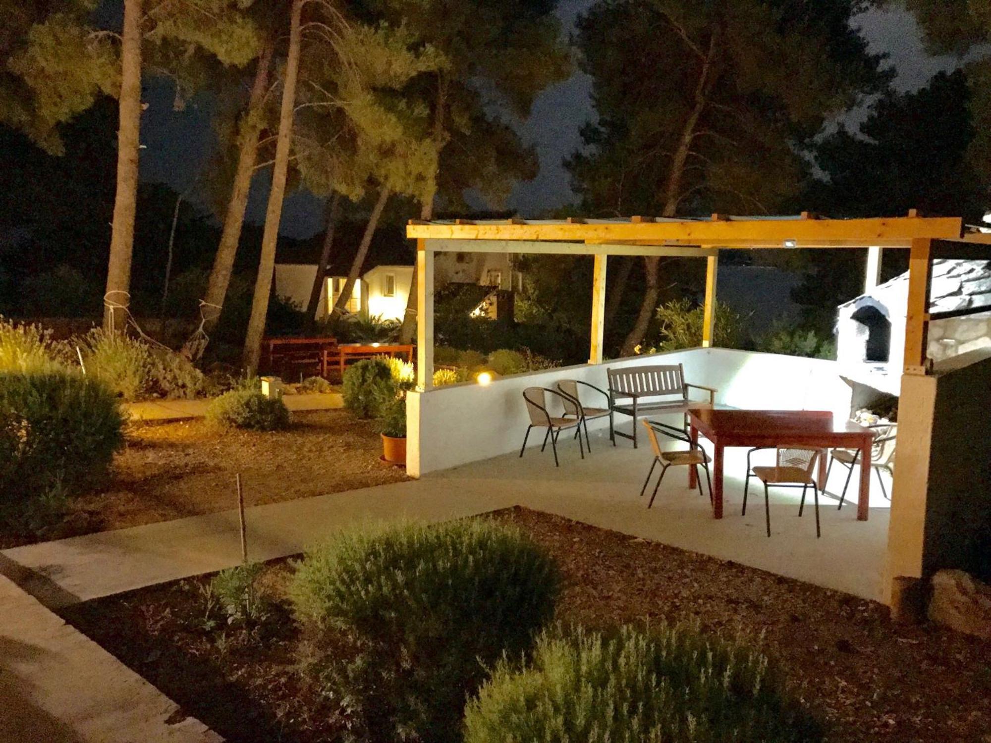 Apartments Nautic Zavala Εξωτερικό φωτογραφία