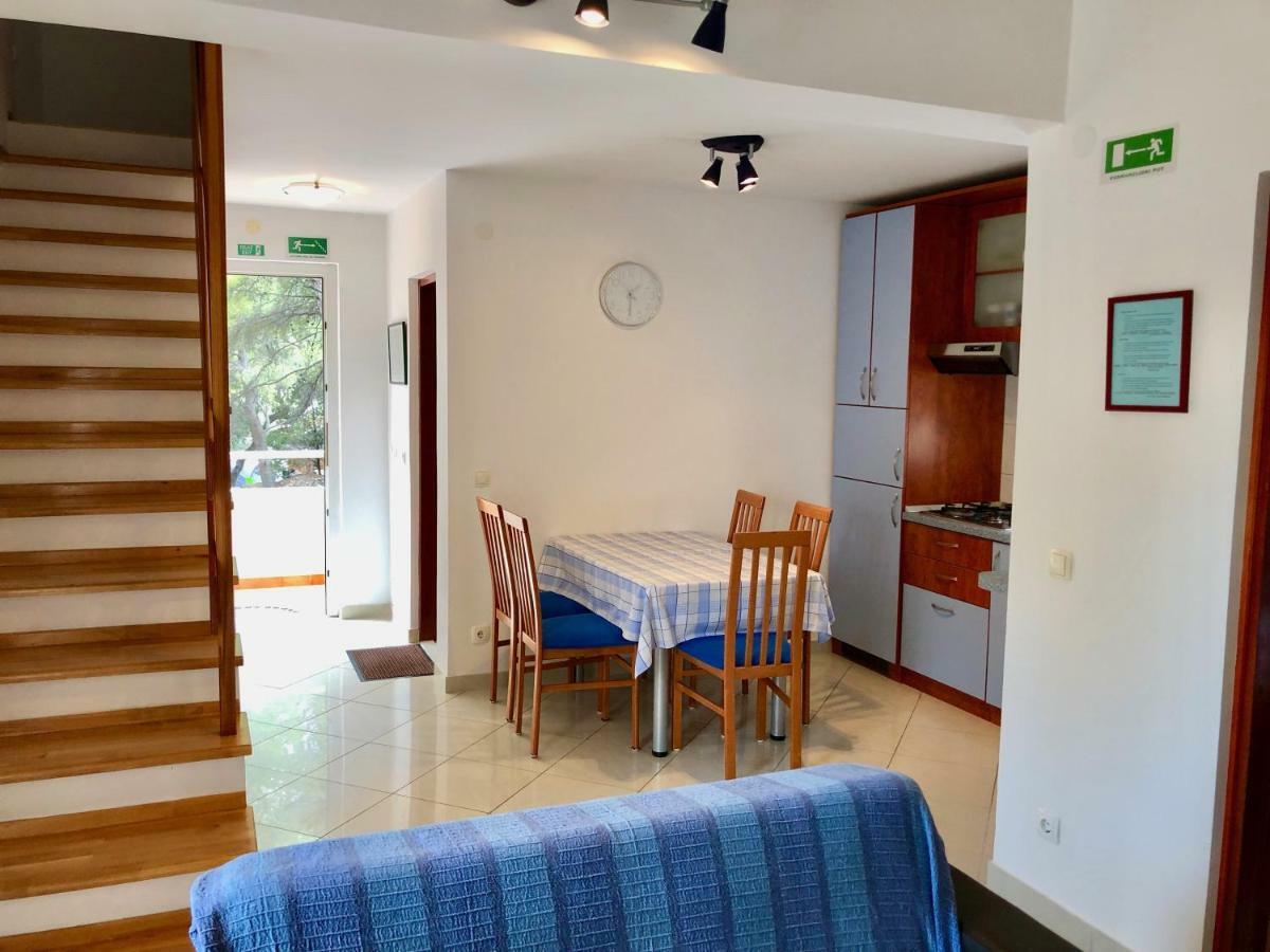 Apartments Nautic Zavala Εξωτερικό φωτογραφία